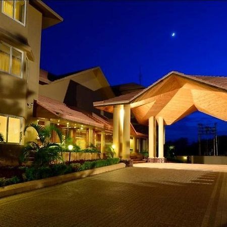 The Chariot Resort & Spa Puri Exterior foto